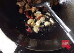 五花肉烧豆芽的做法图解3