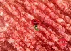 木耳秋葵猪肉丸的做法图解1