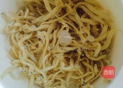 西红柿面筋汤的做法图解2