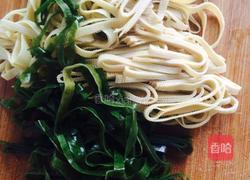 西红柿面筋汤的做法图解3