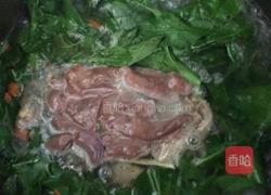 猪肝枸杞汤的做法图解7