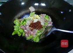 辣椒炒肉的做法图解7