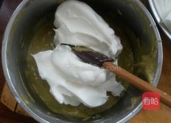 密豆绿茶蛋糕卷的做法图解11