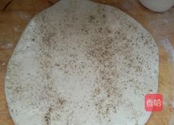 椒盐花卷的做法图解3