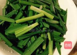 香肠炒花菜的做法图解3