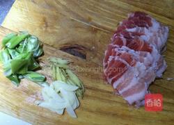 湘式小炒五花肉的做法图解1