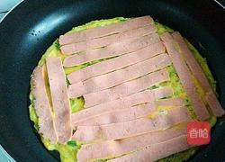 火腿肠鸡蛋饼的做法图解6