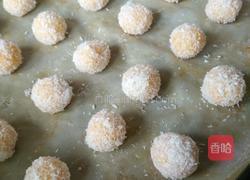 奶香椰蓉球的做法图解6