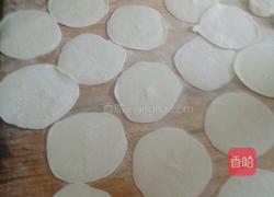 东北芹菜猪肉饺子的做法图解7