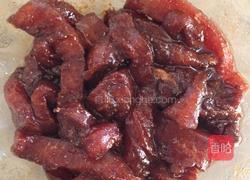 杏鲍菇炒土猪肉的做法图解1