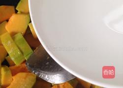 南瓜炒毛豆的做法图解7