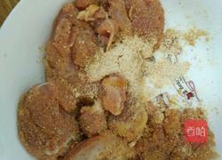 电饭煲/香辣鸡腿堡的做法图解2