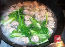 白菜圆子汤的做法图解4