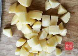 土豆焖饭的做法图解2