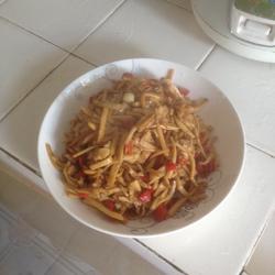 杏狍菇炒肉的做法[图]