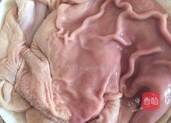 猪肚酸菜汤的做法图解1