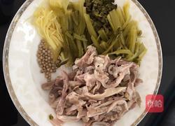 猪肚酸菜汤的做法图解3