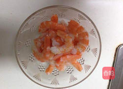 三色杂蔬炒虾仁的做法图解1