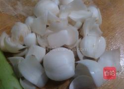 鲜百合芦笋炒虾仁的做法图解4