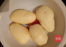 绵绵土豆块的做法图解1