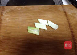 莲子猪肚养生汤的做法图解8