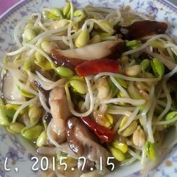 黄豆芽炒香菇的做法[图]