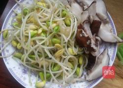 黄豆芽炒香菇的做法图解5