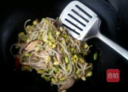 黄豆芽炒香菇的做法图解10