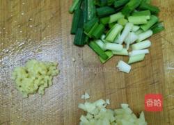 蒜香泥鳅的做法图解1