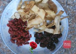 鱼翅花胶汤的做法图解4