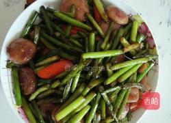 蒜薹炒肉肠的做法图解5