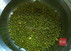 绿豆稀饭的做法图解1