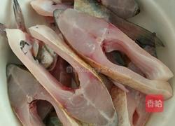 蒜椒蒸武昌鱼的做法图解2