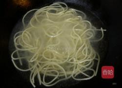 铁板意粉（意大利面）的做法图解1