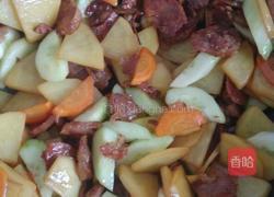 三片炒香肠的做法图解5
