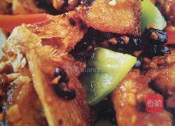 豆豉彩椒烧鱼头。的做法图解3