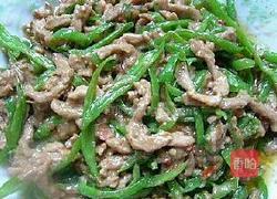 青椒炒肉丝的做法图解3