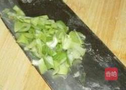 黄瓜炒鸡蛋的做法图解2