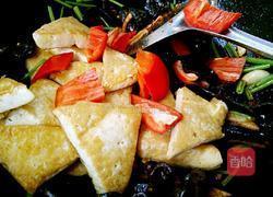 木耳炒豆腐的做法图解8