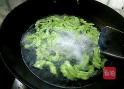 苦瓜烘蛋的做法图解2