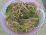 木瓜青椒肉丝配的做法[图]