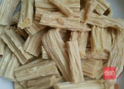 耗油烧腐竹的做法图解1