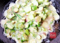 秋葵炒蛋的做法图解7