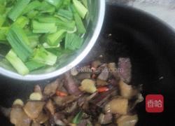 青蒜炒腊肉的做法图解6