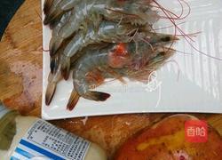 金丝虾球的做法图解1