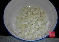 小葱拌豆腐的做法图解1