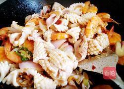 香辣鱿鱼虾的做法图解12