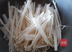 凉拌金针黄瓜的做法图解2