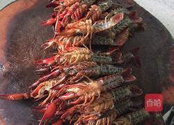 炒龙虾的做法图解1