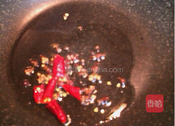 水煮肥肠的做法图解3